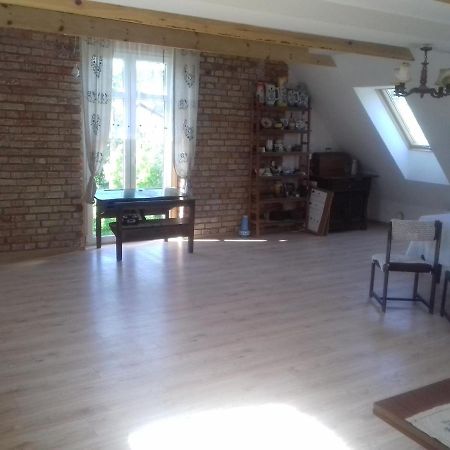 Izdebka W Zaciszu Bed & Breakfast Czarna Dabrowka ภายนอก รูปภาพ